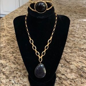 Black onyx with gold tone necklace and bracelet